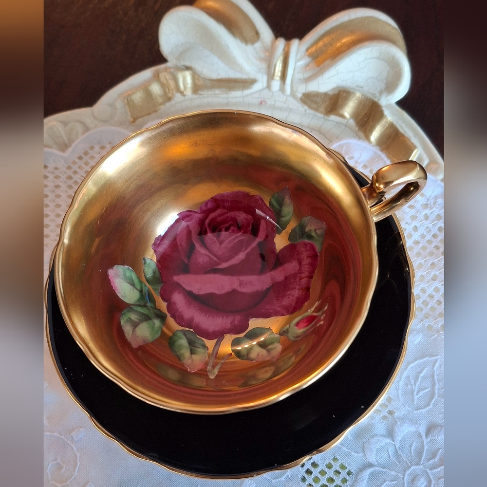 RARE Collector's Item Vintage Paragon Black and Gold Floating ROSE Teacup Set